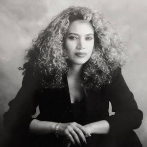 Meet your Posher, Manijeh